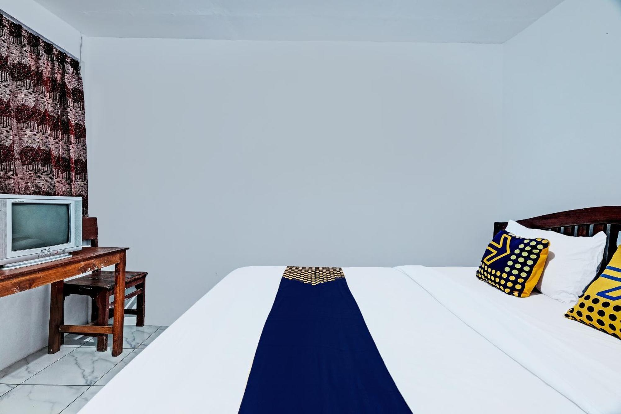 Spot On 91916 Joglo Doyong Homestay Syariah Джокьякарта Экстерьер фото