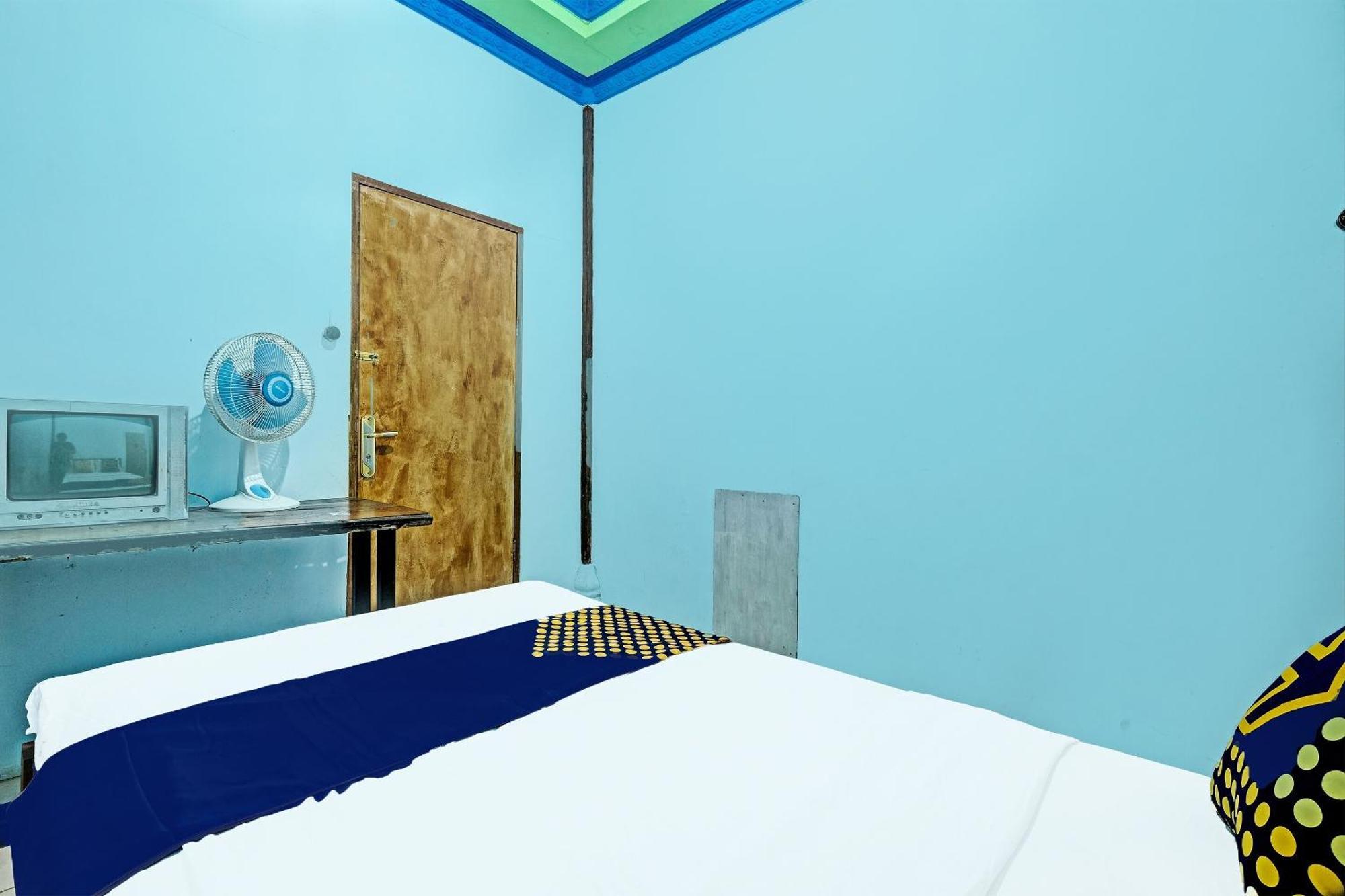 Spot On 91916 Joglo Doyong Homestay Syariah Джокьякарта Экстерьер фото