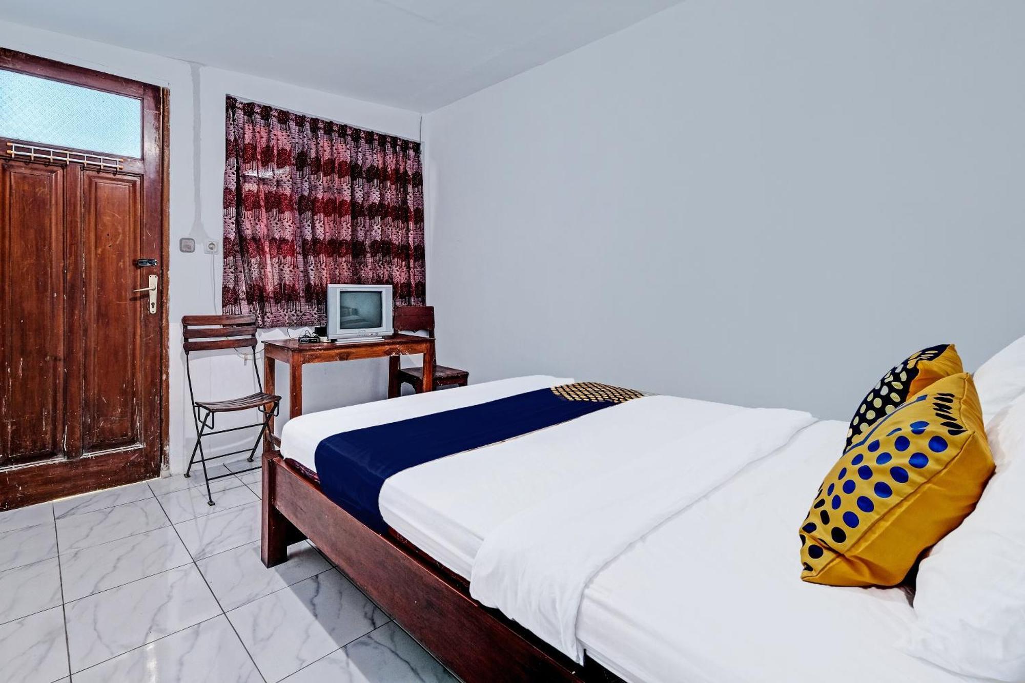 Spot On 91916 Joglo Doyong Homestay Syariah Джокьякарта Экстерьер фото